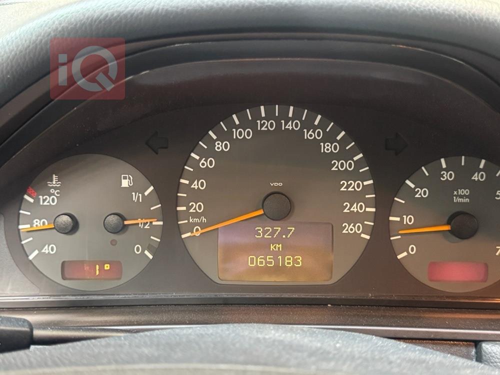مرسيدس بنز E-Class